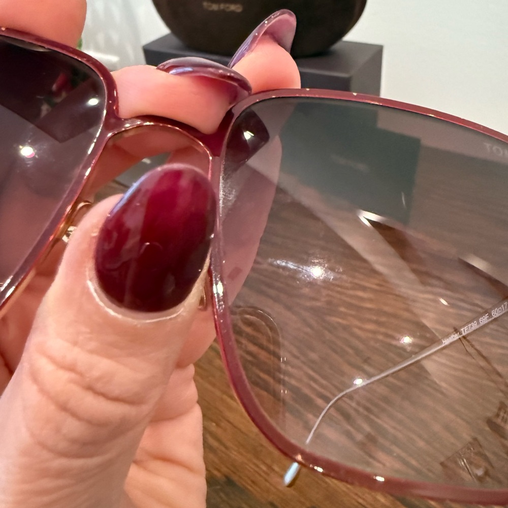 🕶️ Tom Ford Heather Sunglasses - Picture 4 of 10